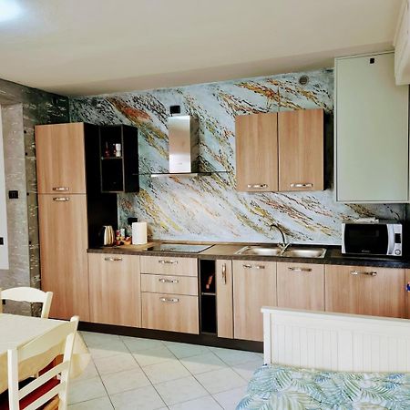 Kidonia - Iseo Lake Apartmens Sale Marasino Extérieur photo